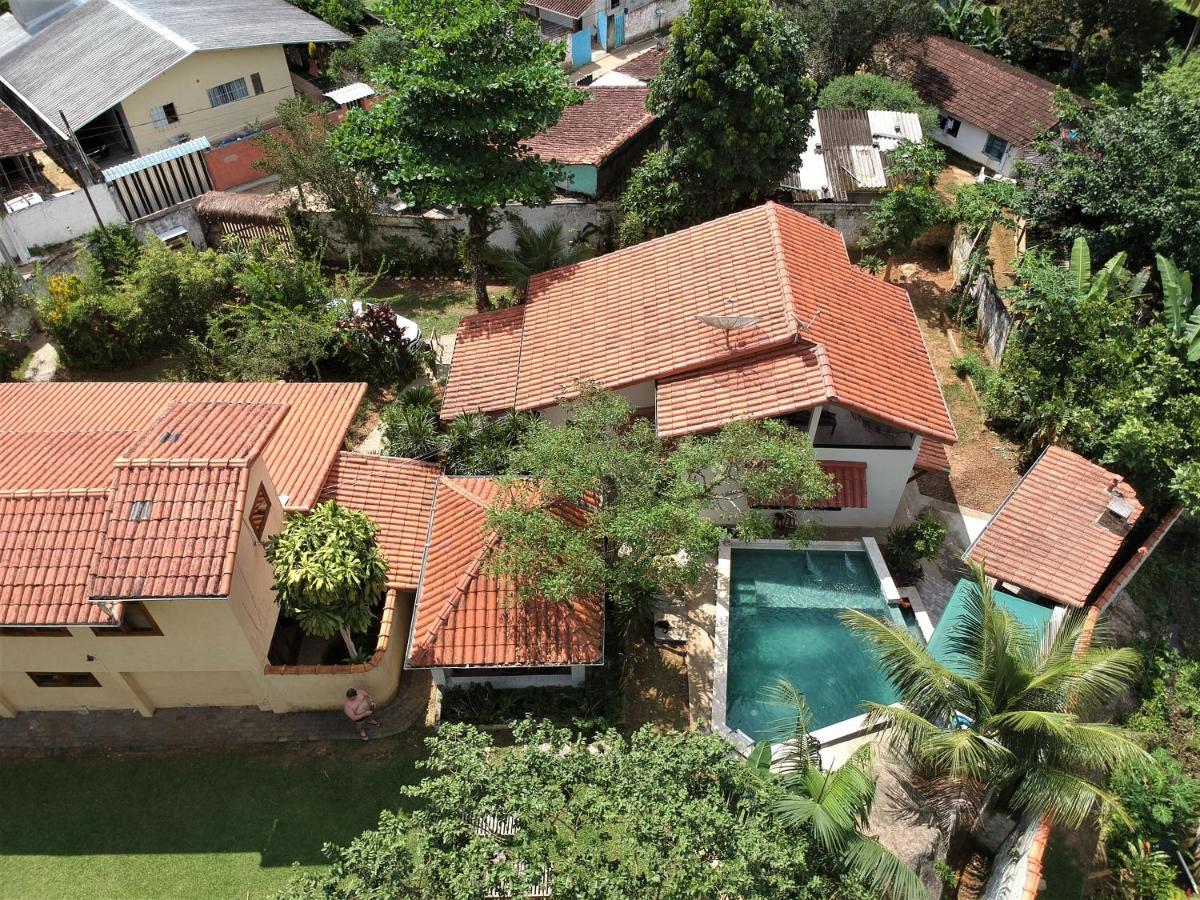 Piscina Climatizada, Jacuzzi E Com Grande Area Verde Убатуба Екстериор снимка